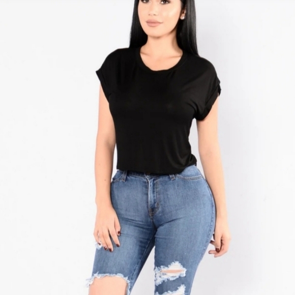 FASHION NOVA black cap sleeve crop top Large - Picture 2 of 4